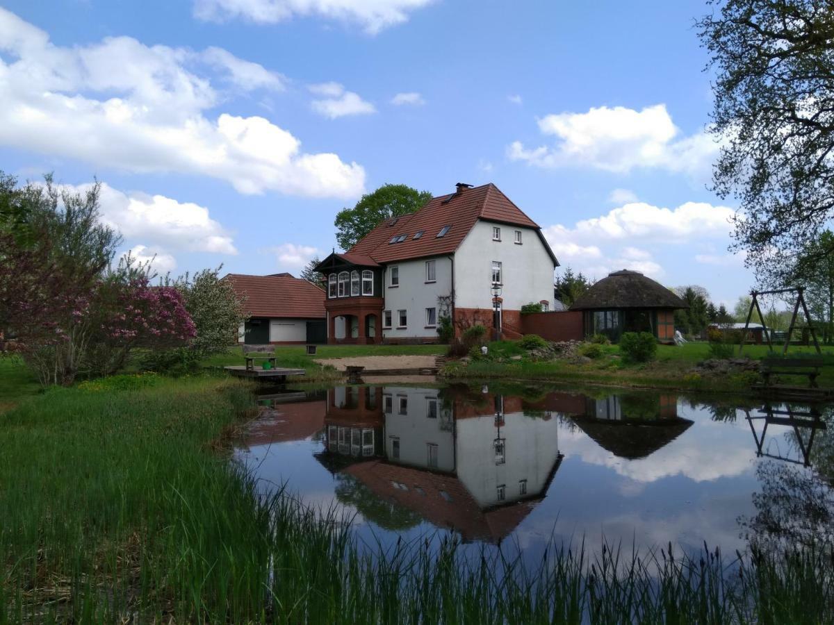 Landtraum Im Traumland Mecklenburg Apartment Warin Ngoại thất bức ảnh